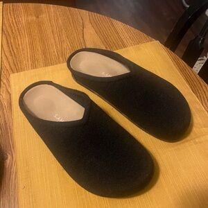 Women’s Rothy’s Casual Clog Size 9